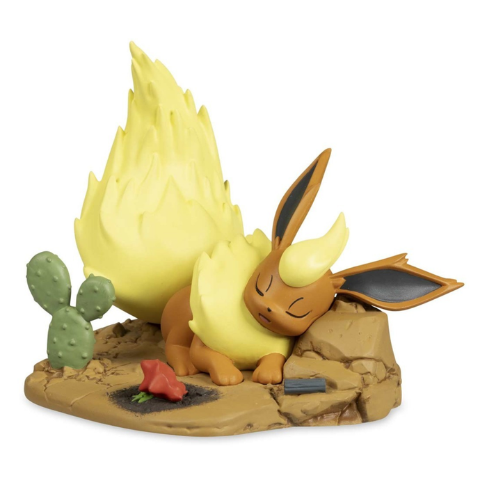 Pokémon Center: Satisfied Snooze with Flareon Evolving Personalities Figure